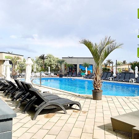 Orange Summer Apartment Spa Pools Beach Resort Mamaia Exteriér fotografie